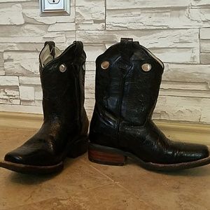 Boy cowboy boots